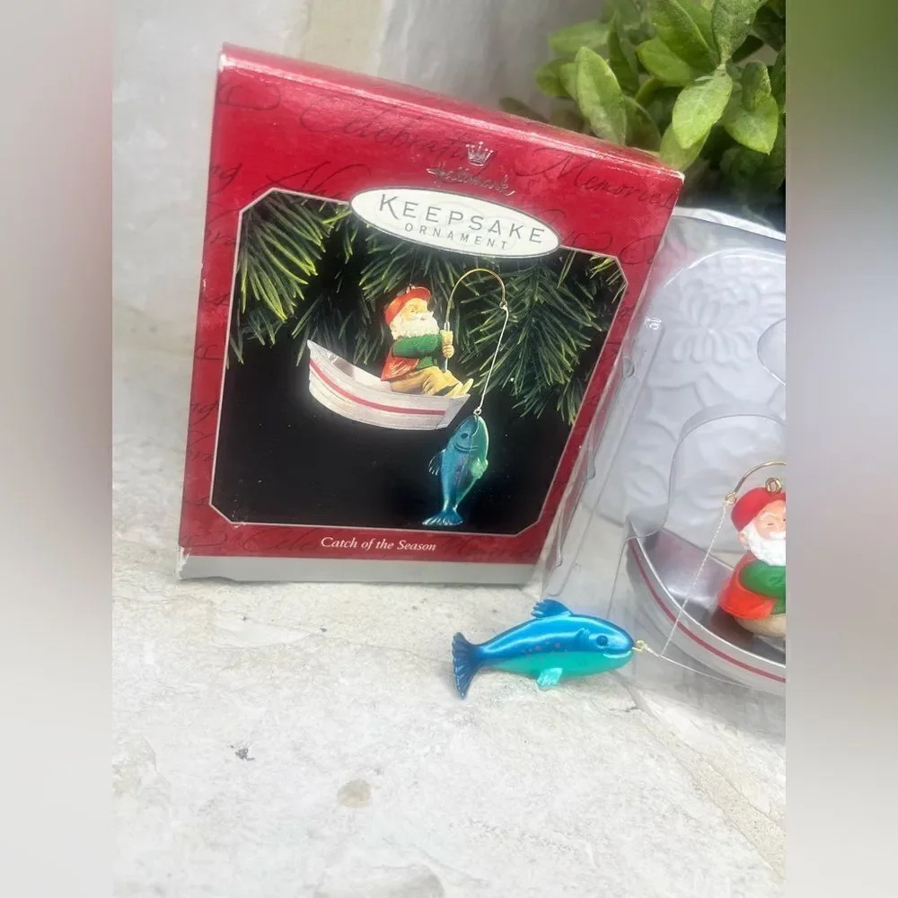 Hallmark keepsake “Catch of the season” ornament 1998